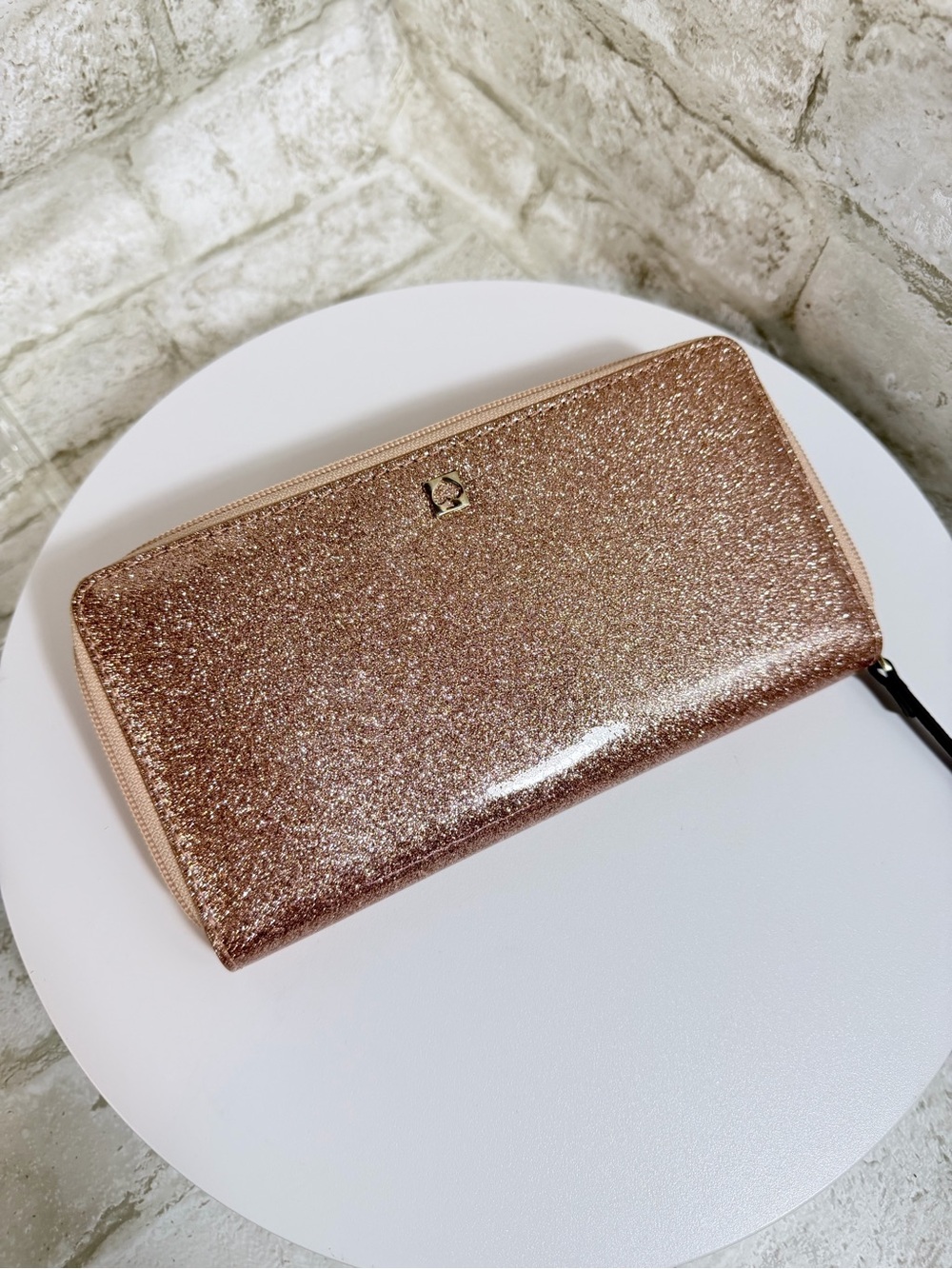 Kate Spade Mavis Street Neda Wallet in Rose Gold Glitter NWOT